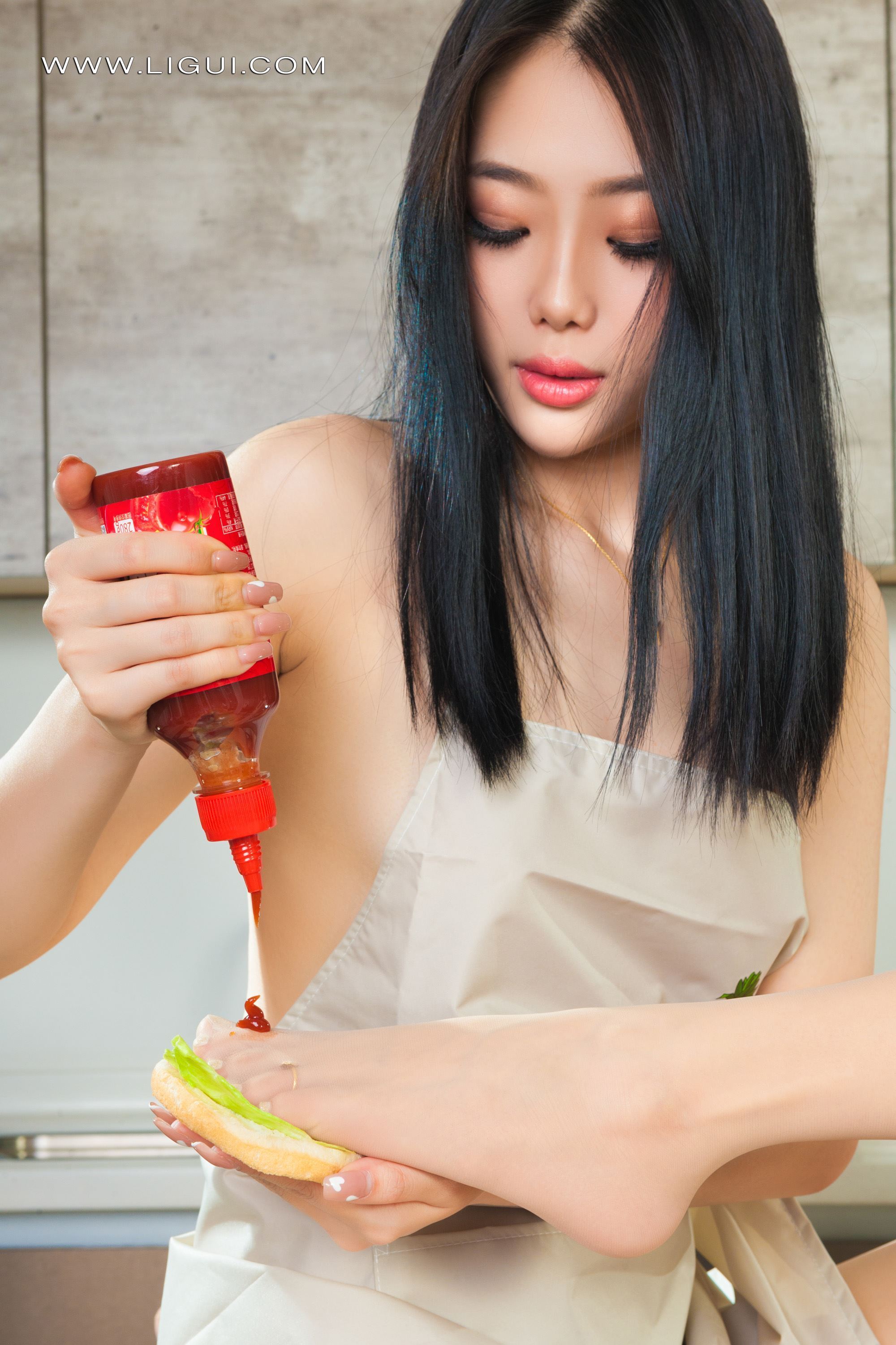 Ligui丽柜 2022.03.18 《莲食记-超级汉堡》小智贤&小七